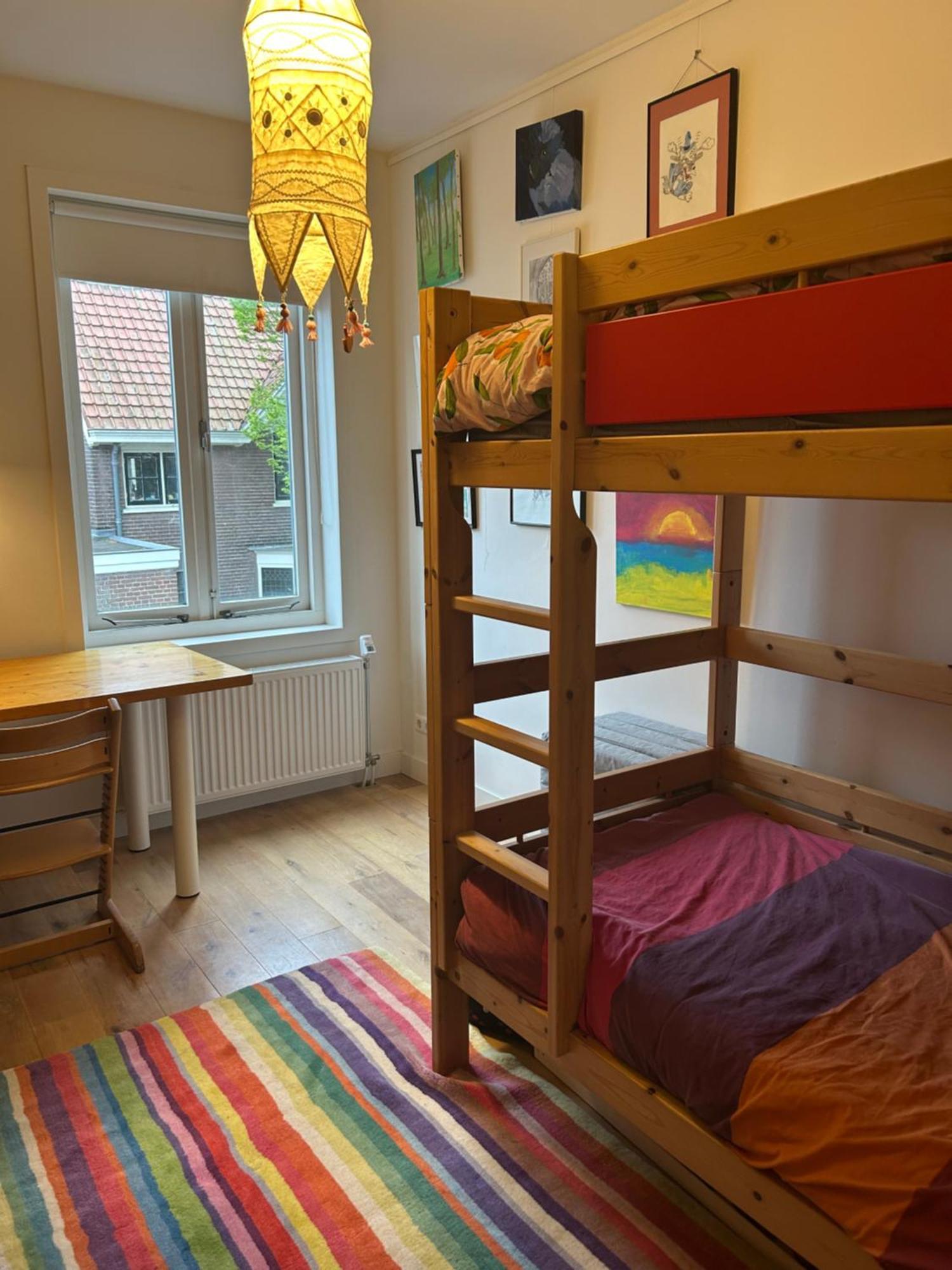 Just Like Home Bunk Bed Haarlem Exteriör bild